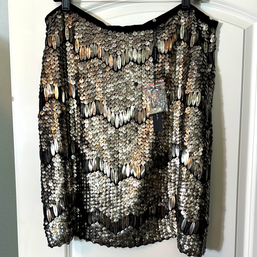 Elie Tahari Black and Gold Sequin Skirt